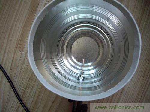 最簡單使用的天線&mdash;&mdash;罐頭天線，可做正饋大鍋饋源！ 