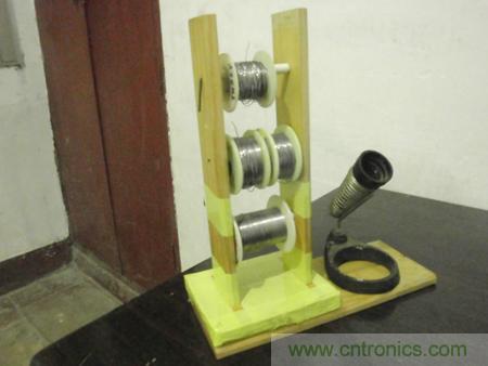 成本幾乎為零，三層錫絲架DIY