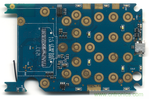 拆解探秘：售價75元的手機為什么還能盈利？