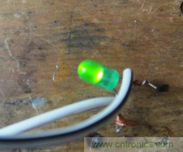 想減少電費嗎？DIY一個迷你風力發電機吧