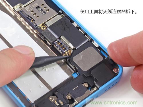 內(nèi)部能否出&ldquo;彩&rdquo;？&ldquo;五彩機(jī)身&rdquo;iPhone 5C拆解揭秘