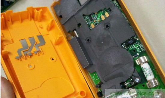 拆萬用表中的的&ldquo;蘋果&rdquo; Fluke 287