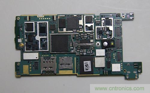 拆解4G新機索尼M35t：用料十足，易于維修