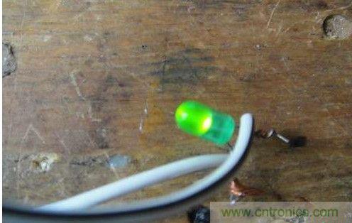 創意DIY！迷你風力發電機！