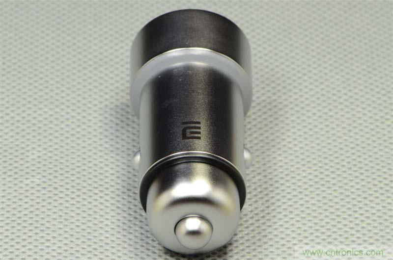 小米車載充電器拆解評測：49元能讓這枚&ldquo;子彈&rdquo;飛多遠？