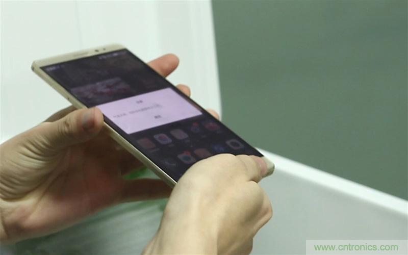 手機抗凍性能大挑戰：iPhone被完爆