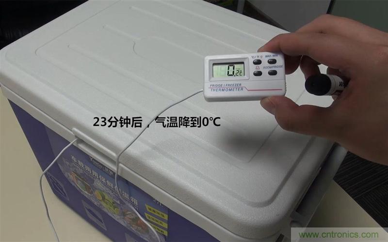 手機抗凍性能大挑戰：iPhone被完爆