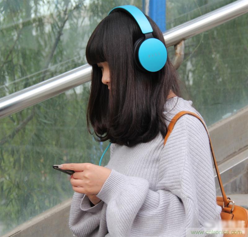 頭條哥的夢想之作！FIIL耳機能讓汪峰上頭條否？