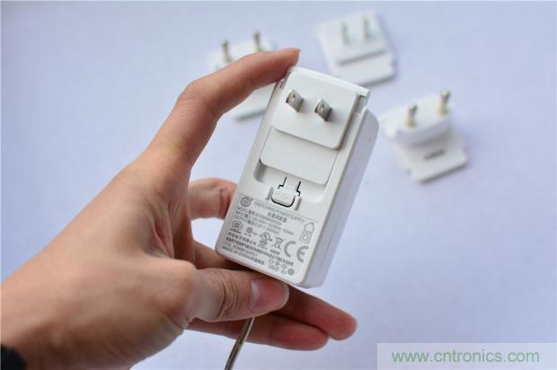 這個枕頭不僅能挽救睡眠還能挽救婚姻！