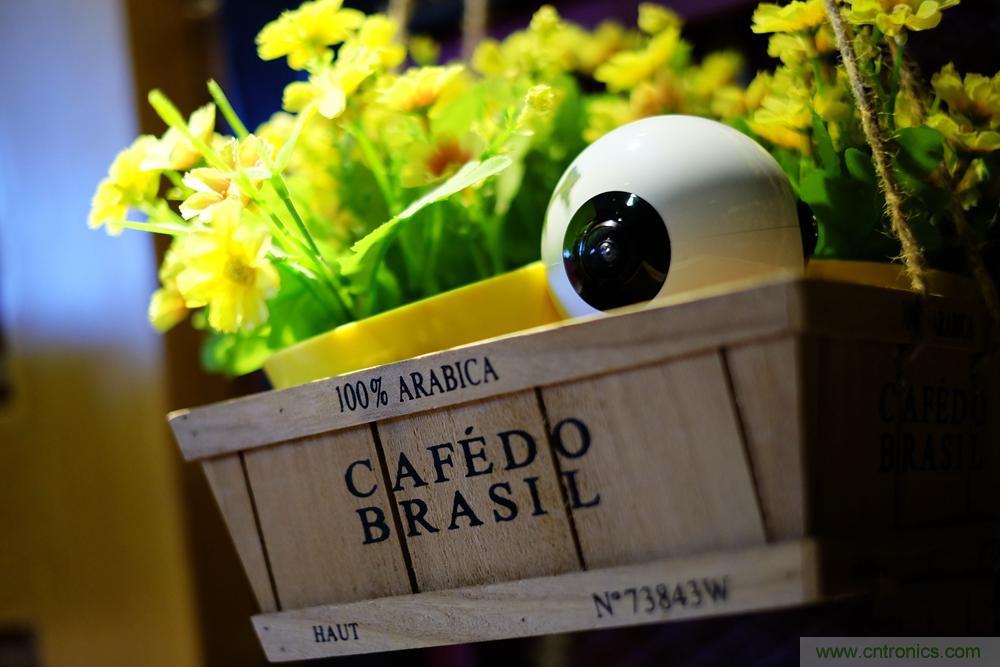 造型神似BB8，讓照片翻滾起來&mdash;&mdash;暴風(fēng)魔眼