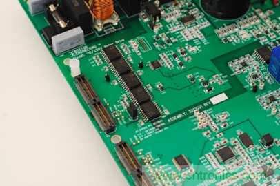 交流電壓電機驅動的數字隔離