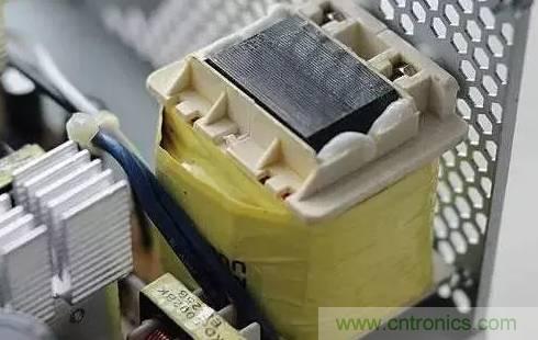 電源內部&ldquo;一目了然&rdquo;