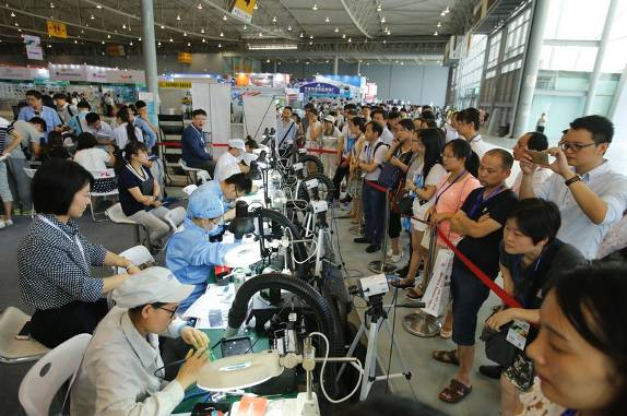 3-11.png第十二屆中國（西部）電子信息博覽會(huì)邀請(qǐng)函